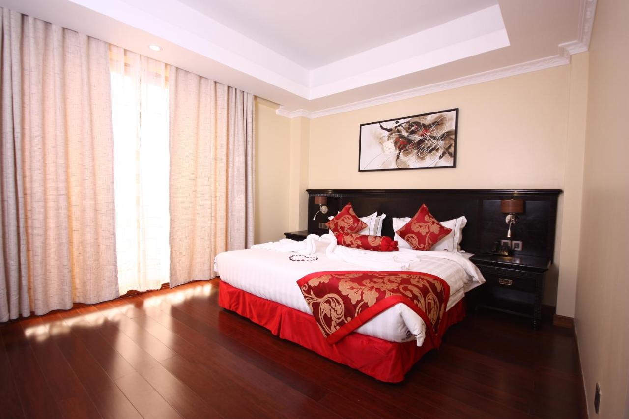The White Rhino Hotel Nyeri Bagian luar foto