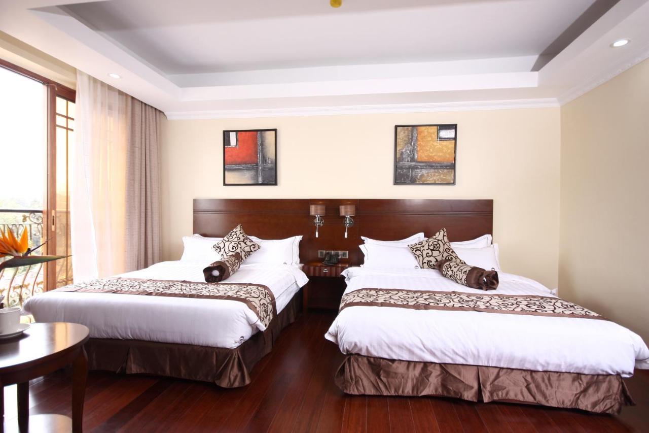 The White Rhino Hotel Nyeri Bagian luar foto